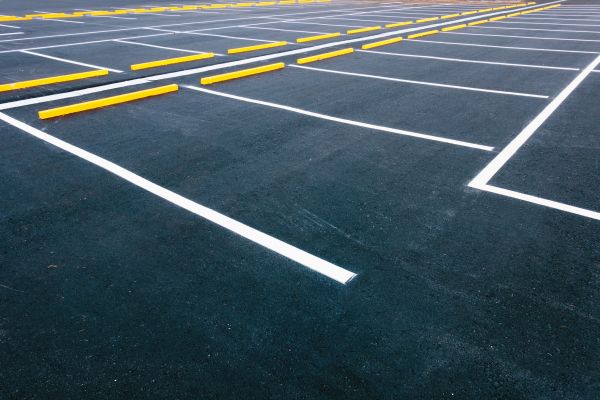 Asphalt Parking Lot Sealing in Folsom