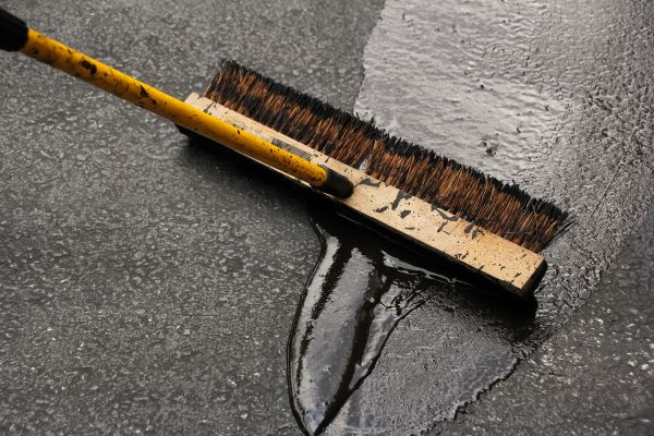 Asphalt Driveway Sealing in Folsom